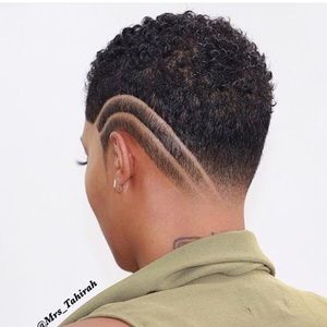 Meet your Posher, Ana